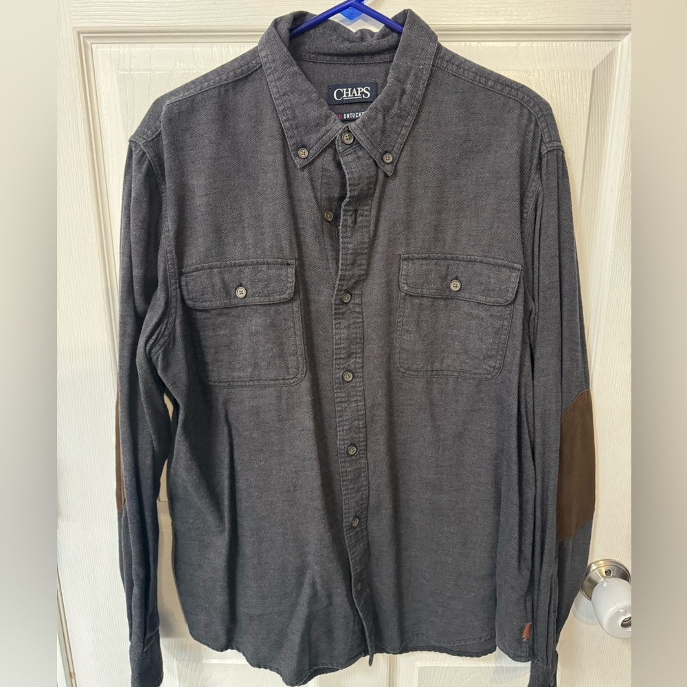 👔 Like new Men's XL Gray Untucked Chaps Oxford Button-Down Shirt